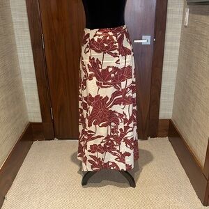 Elegant Floral A-Line Skirt in Red and Cream